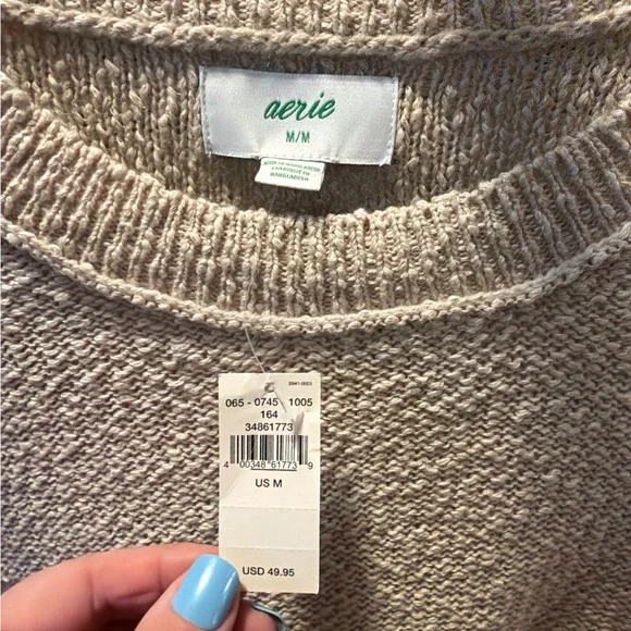 Aerie Beige Women's Sweater size medium NWT - Picture 2 of 2